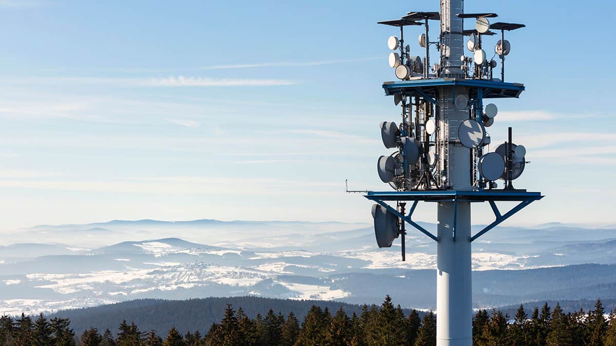 torre celular al aire libre